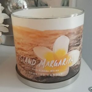 Island margarita candle